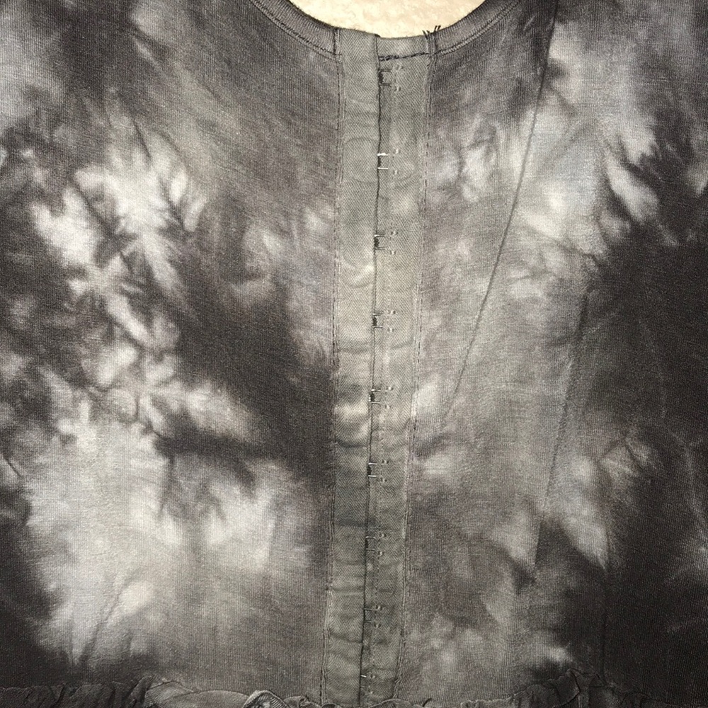 Tank top - Picture 2 of 3